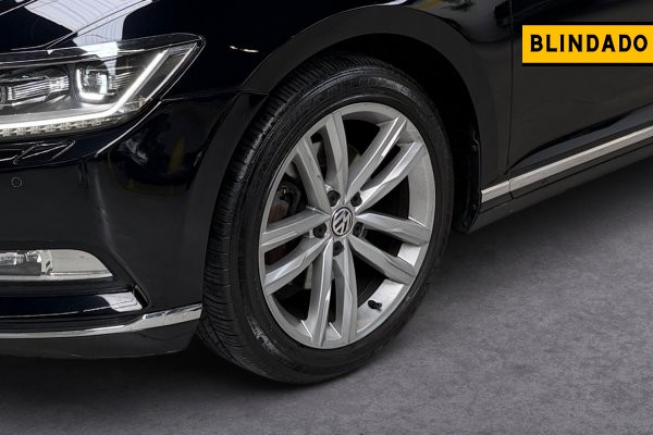 VOLKSWAGEN Passat 2.0 16V TSI BLUEMOTION GASOLINA HIGHLINE 4P DSG 2018/2018